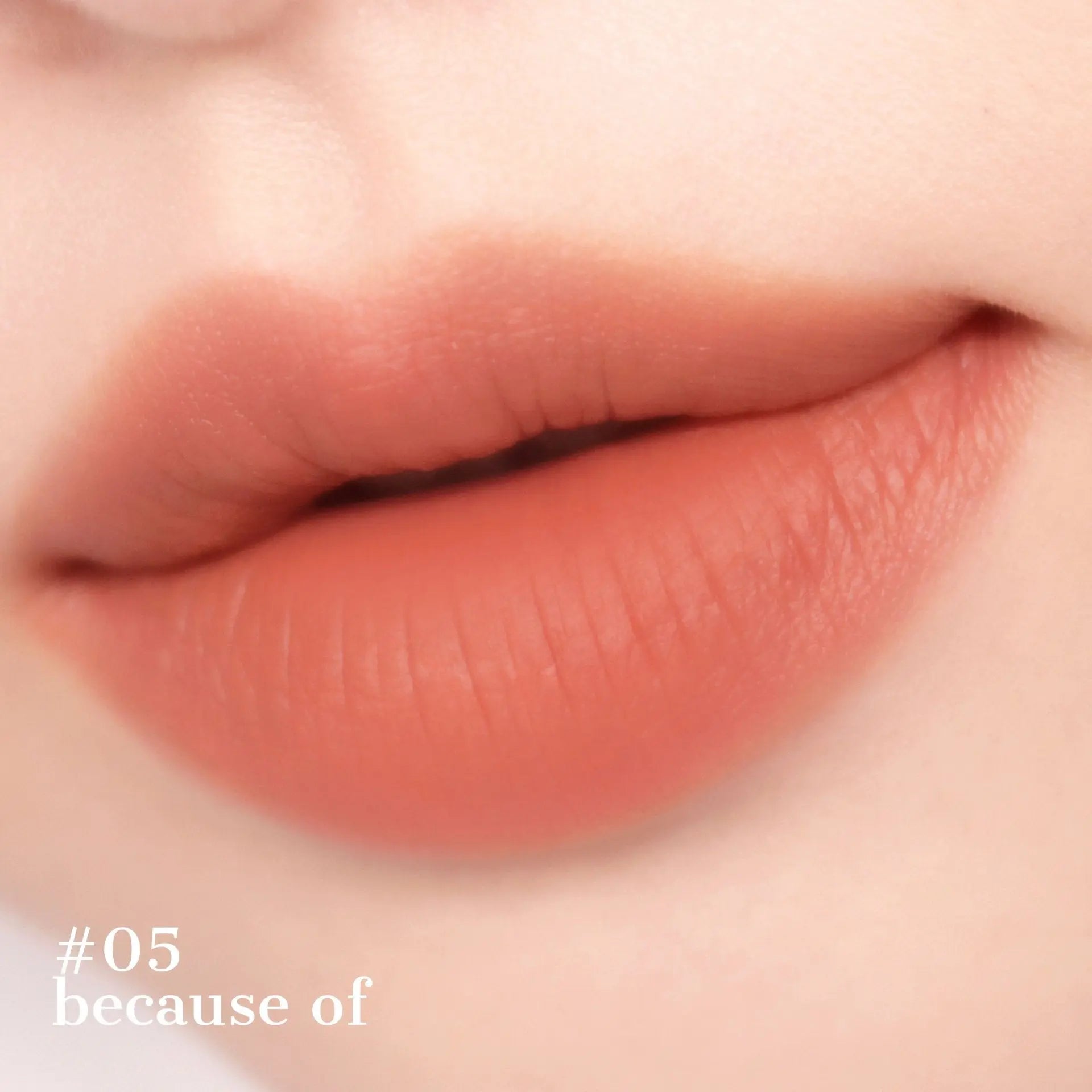 "4U2 يو آر ماين باودر ليبستيك، أحمر شفاه بتركيبة خفيفة بلمسة نهائية بودرية ناعمة وألوان زاهية، يمنح مظهراً مطفياً ناعماً وراحة تدوم طوال اليوم."
نايس ون
امازون
"4U2 You’re Mine Powder Lipstick, a lightweight powder-finish lipstick with vibrant pigments, delivering a soft matte look and comfortable wear for all-day elegance."