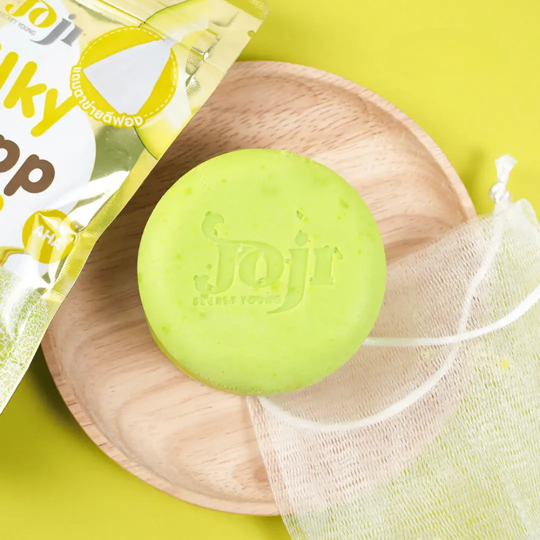 صابونة جوجي سيكرت يونغ سيلكي ويب الفقاعية لمكافحة السيلوليت وعلامات التمدد 100 جم - Goodthings.bkk