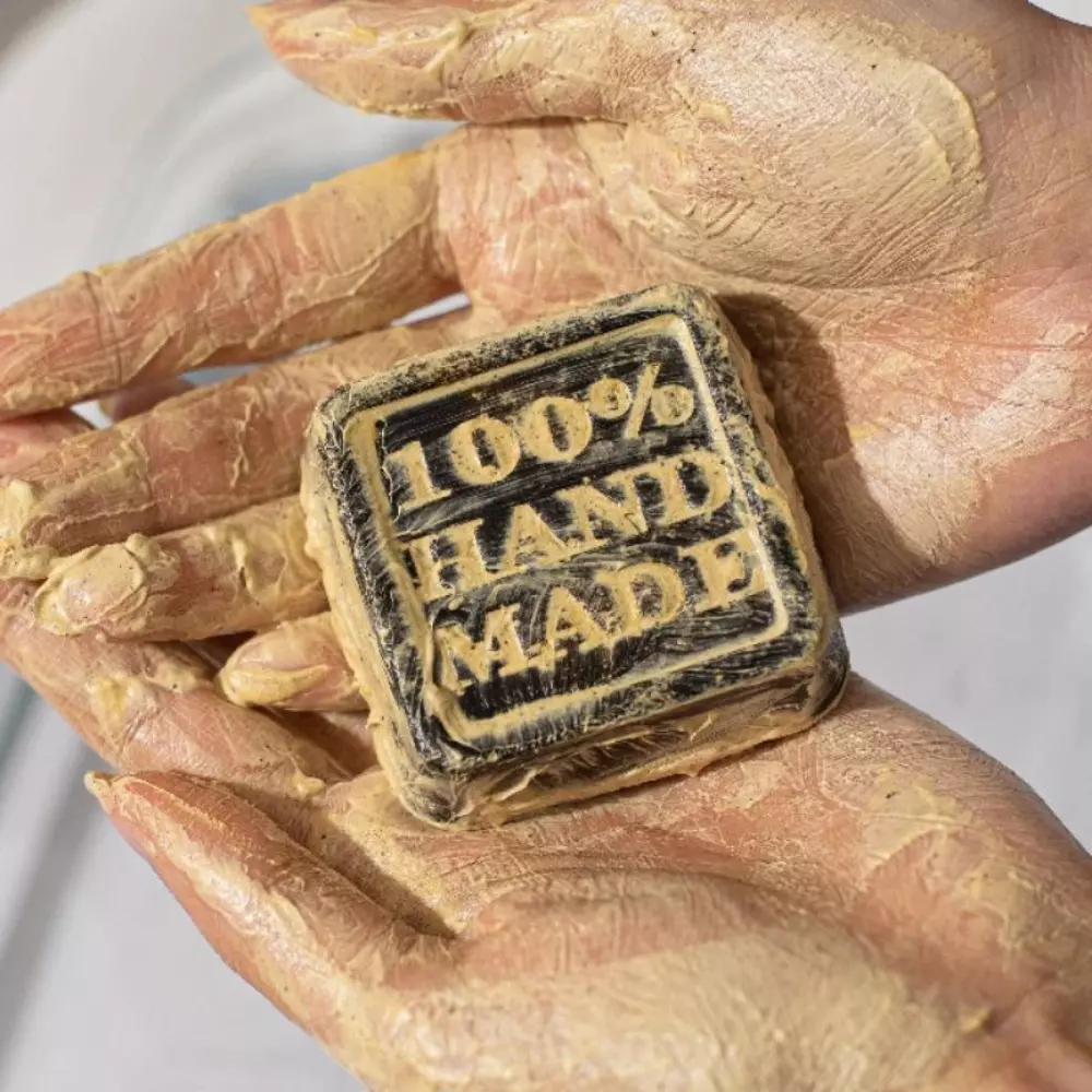 Soap Bar Herbal Scrub Natural Skin Facial Coffee Extract NUANJAN - صابونة الأعشاب الطبيعية بمستخلص القهوة من نوانجان Goodthings.bkk