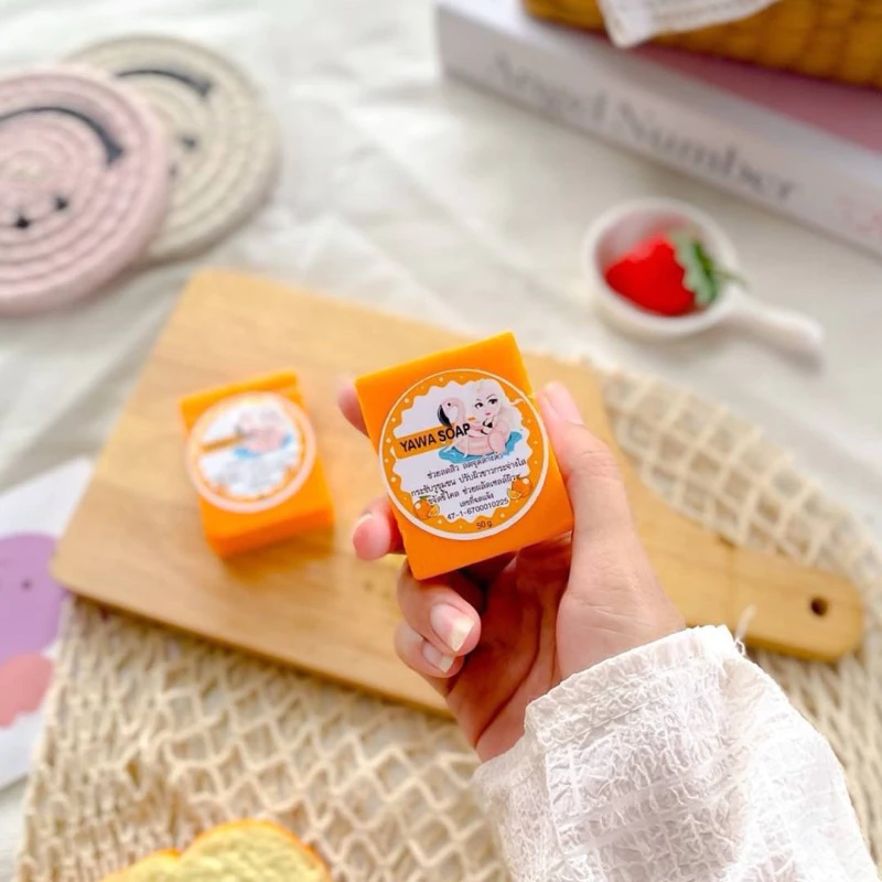 C صابون ايوا بخلاصة الفيتامين Goodthings.bkk