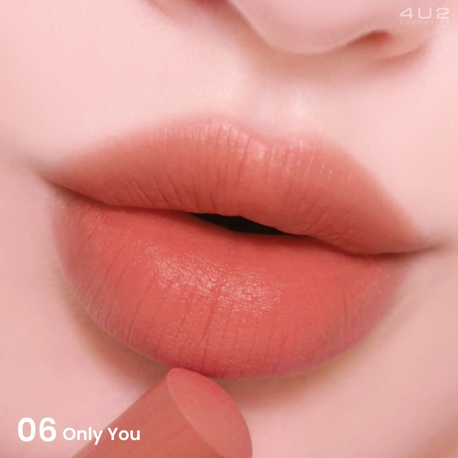 4U2 أحمر شفاه مطفي بالمرطبات - Goodthings.bkk