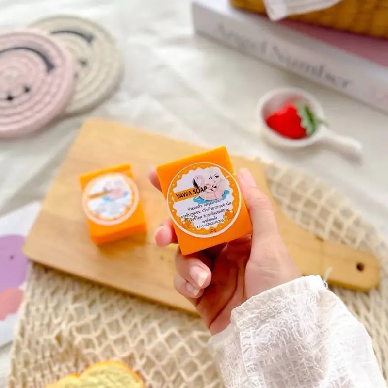 C صابون ايوا بخلاصة الفيتامين Goodthings.bkk